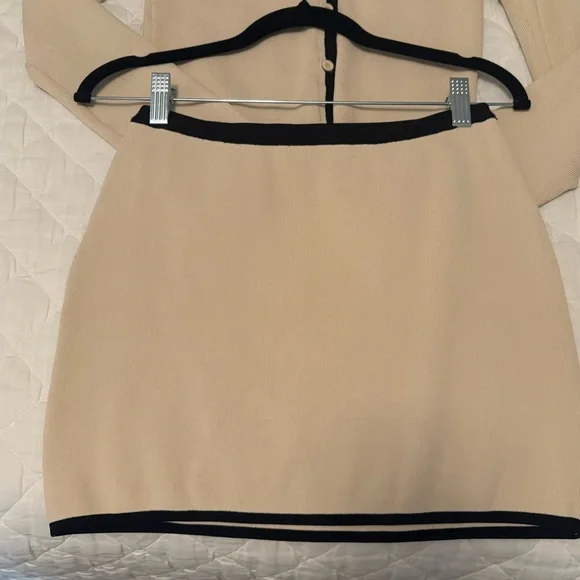 Chic Cream Top and Mini Skirt with Black Accents - Picture 8 of 10